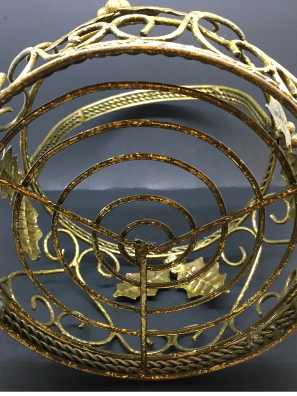 #1911** Vintage Decorative Gold Metal Holly Basket with Handle